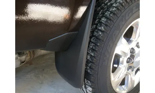 Брызговики передние и задние Custom Molded для Chevrolet Silverado 1500 2500 (2015–2018), текстурированные чёрные Husky Liners — фото 3