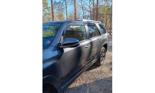 Дефлекторы боковых окон Low Profile Ventvisor для Toyota 4Runner V, тёмно-дымчатые Husky Liners — фото 3