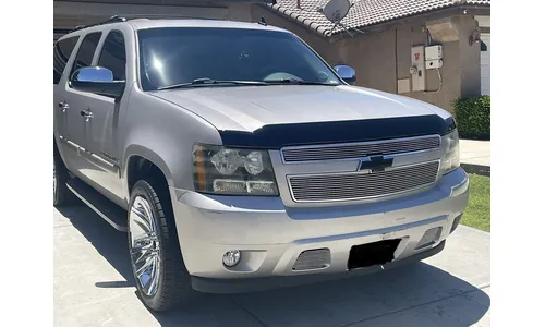 Дефлектор капота Aeroskin для Chevrolet Avalanche (2007–2013), Suburban (2007–2014), Tahoe, тёмно-дымчатый Husky Liners — фото 3