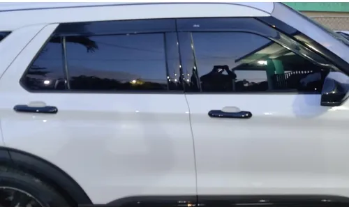 Дефлекторы боковых окон Low Profile Ventvisor для Ford Explorer VI, тёмно-дымчатые Husky Liners — фото 2