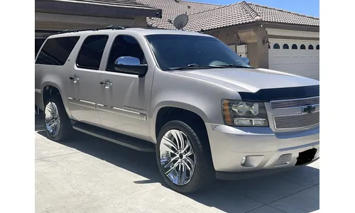Дефлектор капота Aeroskin для Chevrolet Avalanche (2007–2013), Suburban (2007–2014), Tahoe, тёмно-дымчатый Husky Liners — фото 4