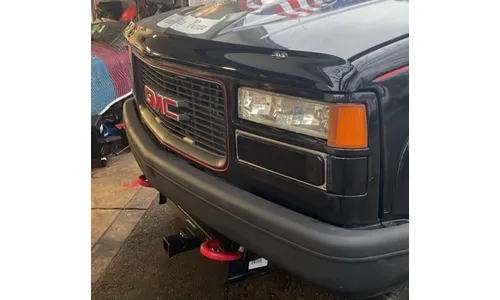 Дефлектор капота Hood Shield для Chevrolet Blazer (1988–2000), C/K Pickup 1500, C/K Pickup 2500, Suburban, Tahoe, GMC Yukon, высокий профиль, тёмно-дымчатый Husky Liners — фото 4