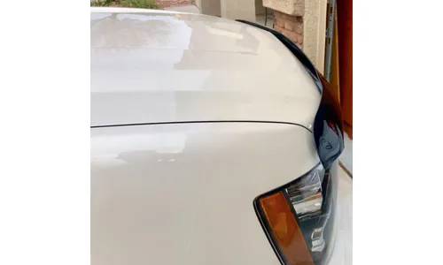 Дефлектор капота Hood Shield для Chevrolet Avalanche (2007–2013), Suburban (2007–2014), Tahoe, высокий профиль, тёмно-дымчатый Husky Liners — фото 3