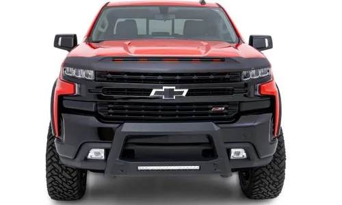 Дефлектор капота Aeroskin Lightshield PRO для Chevrolet Silverado 1500 (2019–2026), матовый чёрный Husky Liners — фото 3