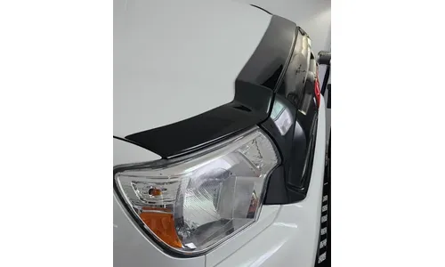 Дефлектор капота Aeroskin для Toyota Tacoma (2012–2015), тёмно-дымчатый Husky Liners — фото 1