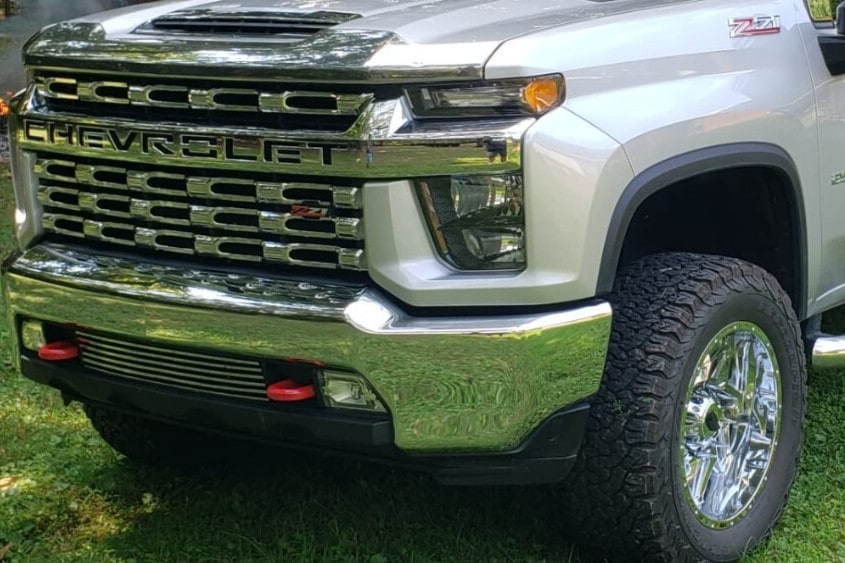 Дефлектор капота Aeroskin для Chevrolet Silverado 2500/3500 (2020–2026), хром Husky Liners — фото 4