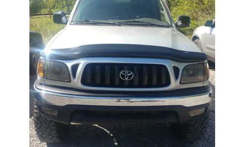 Дефлектор капота Hood Shield для Toyota Tacoma (2001–2004), высокий профиль, тёмно-дымчатый Husky Liners — фото 1