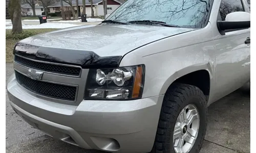 Дефлектор капота Aeroskin для Chevrolet Avalanche (2007–2013), Suburban (2007–2014), Tahoe, тёмно-дымчатый Husky Liners — фото 7