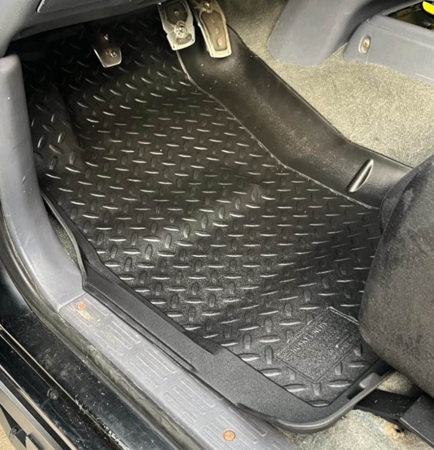 Передние коврики Classic Style для Toyota Tacoma (1995–2004) Husky Liners — фото 3