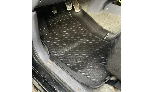 Передние коврики Classic Style для Toyota Tacoma (1995–2004) Husky Liners — фото 3