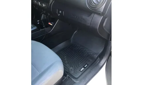 Передние коврики WeatherBeater для Toyota Tacoma (2018–2023) Husky Liners — фото 3