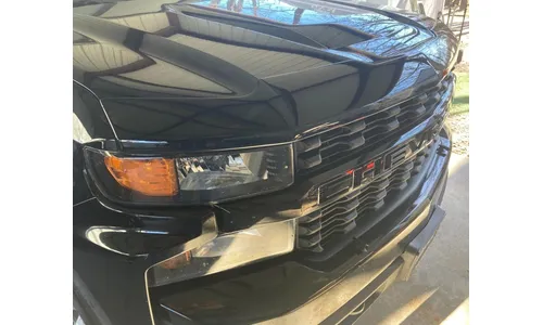 Дефлектор капота Aeroskin для Chevrolet Silverado 1500 (2019–2026), тёмно-дымчатый Husky Liners — фото 6