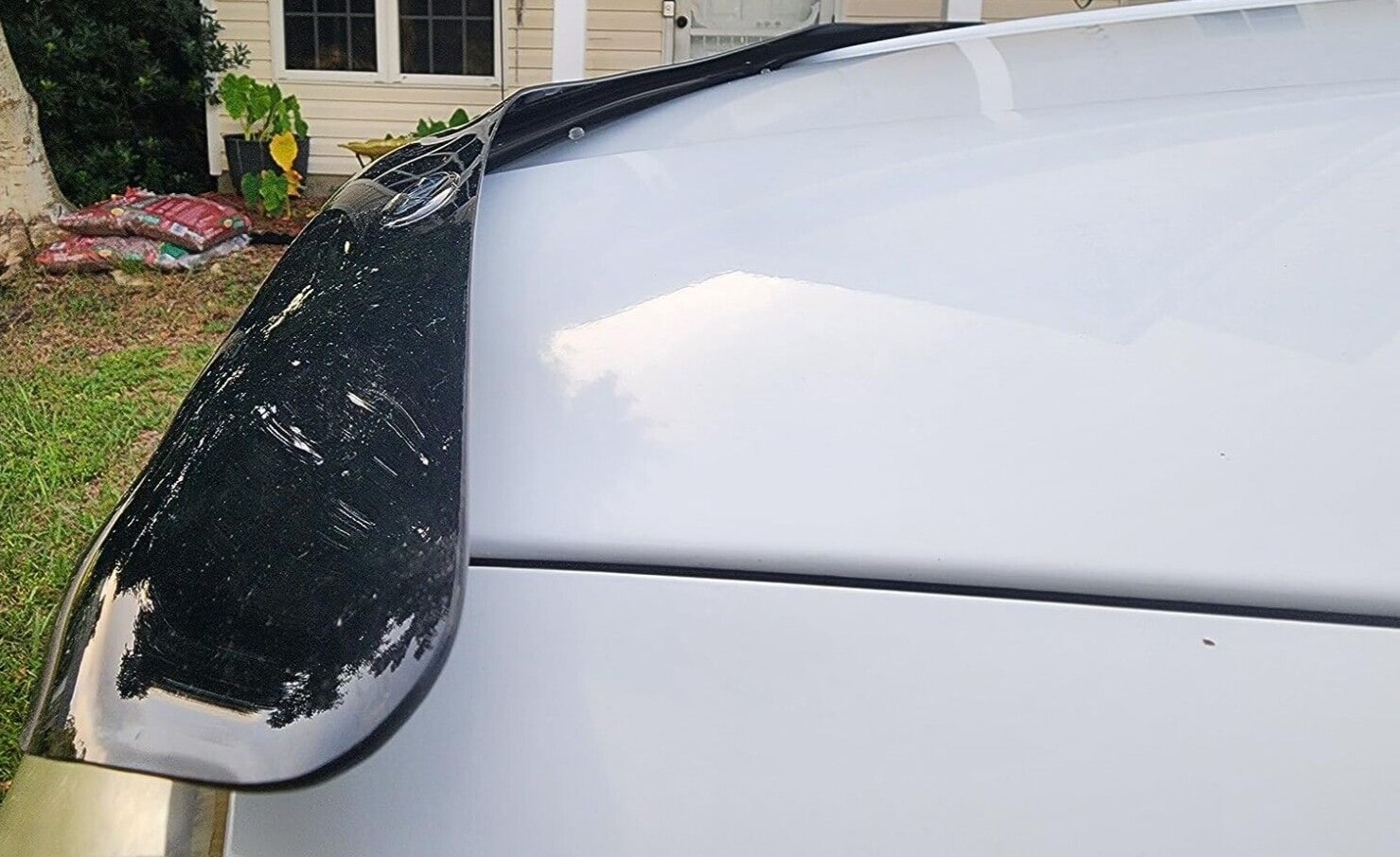 Дефлектор капота Hood Shield для Honda Pilot (2009–2012), высокий профиль, тёмно-дымчатый Husky Liners — фото 3