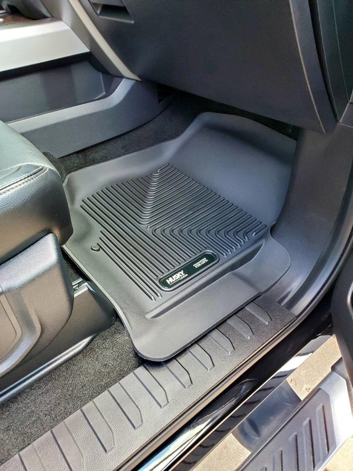 Коврики первого и второго ряда X-act Contour для Ford F-150 (2021–2026), F-150 Raptor, F-150 Lightning (2022–2025) Husky Liners — фото 3