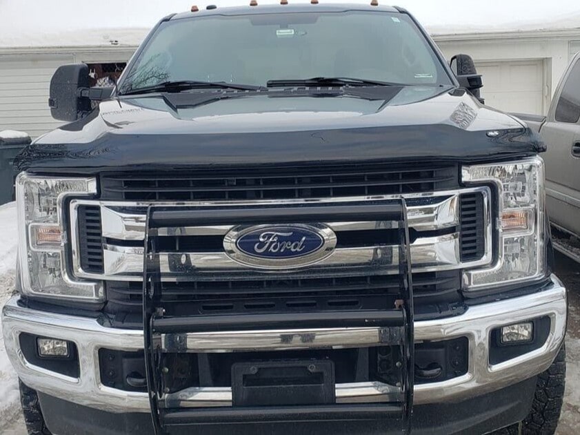 Дефлектор капота Hood Shield для Ford F-250/F-350/F-450 (2017–2022), высокий профиль, тёмно-дымчатый Husky Liners — фото 4
