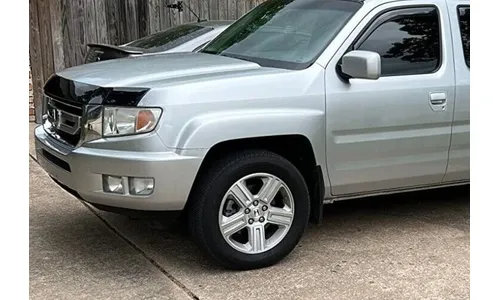 Дефлектор капота Aeroskin для Honda Ridgeline (2006–2014), тёмно-дымчатый Husky Liners — фото 1