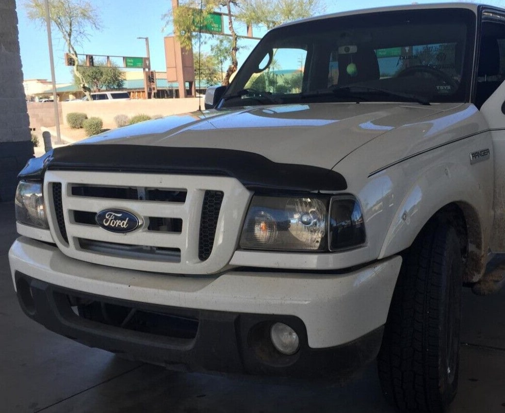 Дефлектор капота Hood Shield для Ford Ranger (2004–2012), высокий профиль, тёмно-дымчатый Husky Liners — фото 3