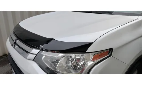 Дефлектор капота Aeroskin для Mitsubishi Outlander (2014–2020), тёмно-дымчатый Husky Liners — фото 3