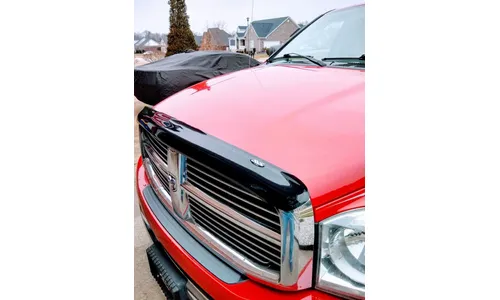 Дефлектор капота Hood Shield для Ram 1500 (2006–2008), 2500/3500 (2006–2009), высокий профиль, тёмно-дымчатый Husky Liners — фото 3