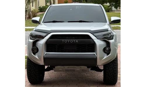 Дефлектор капота Aeroskin для Toyota 4Runner V, тёмно-дымчатый Husky Liners — фото 4