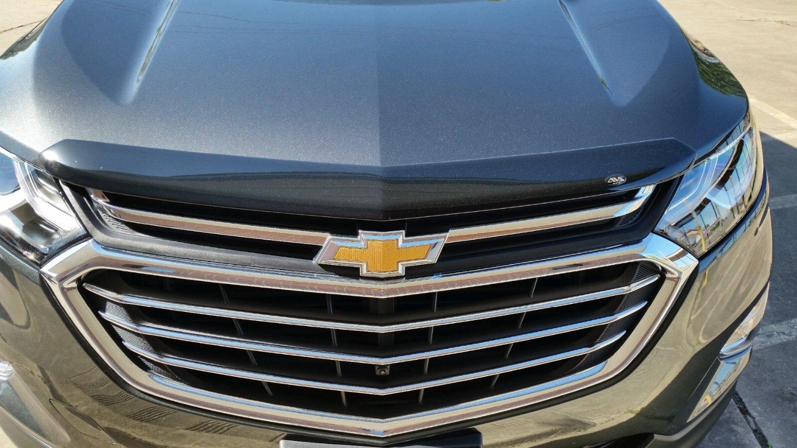 Дефлектор капота Aeroskin для Chevrolet Equinox (2018–2024), тёмно-дымчатый Husky Liners — фото 5