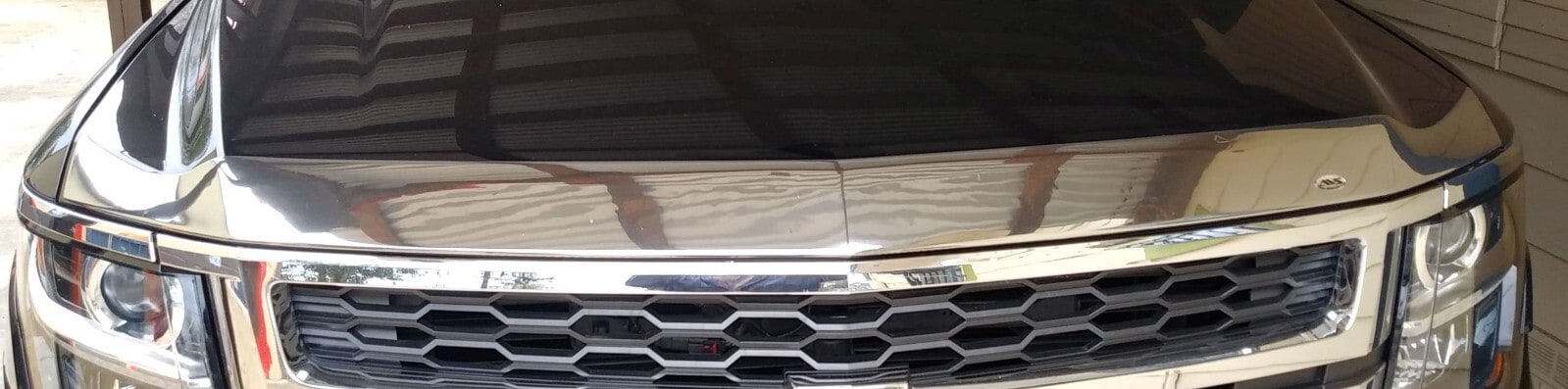 Дефлектор капота Aeroskin для Chevrolet Suburban (2015–2020), Tahoe, хром Husky Liners — фото 3