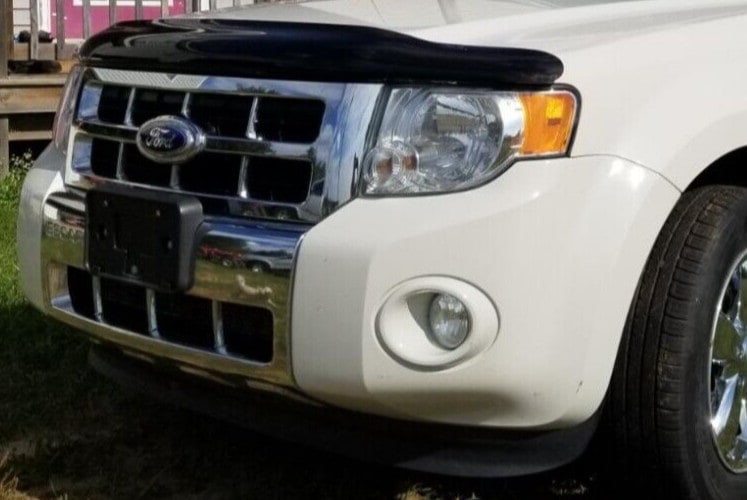 Дефлектор капота Hood Shield для Mazda Tribute (2008–2011), Ford Escape (2008–2012), высокий профиль, тёмно-дымчатый Husky Liners — фото 3
