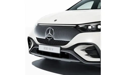 Черная глянцевая решетка Star Pattern Mercedes-Benz EQE SUV X294 — фото 2