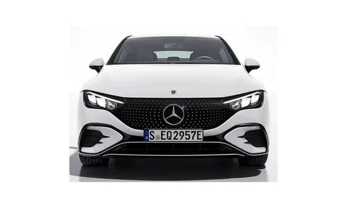 Черная глянцевая решетка Star Pattern Mercedes-Benz EQE V295 — фото 1