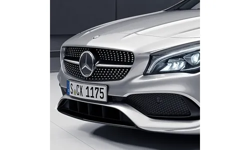 Комплект черной глянцевой накладки Night Package решетки Mercedes-Benz CLA C117/X117 — фото 2