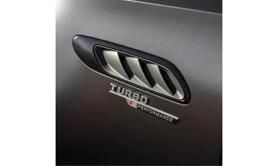 Шильдики Turbo E Performance Mercedes-Benz C-Class W206/S206 на крылья, 2 шт. — фото 1
